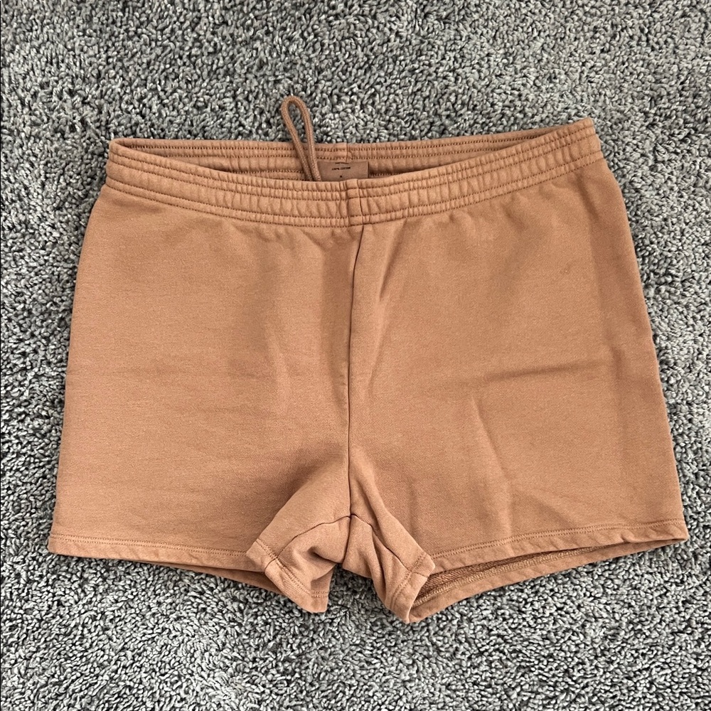 SKIMS Outdoor short